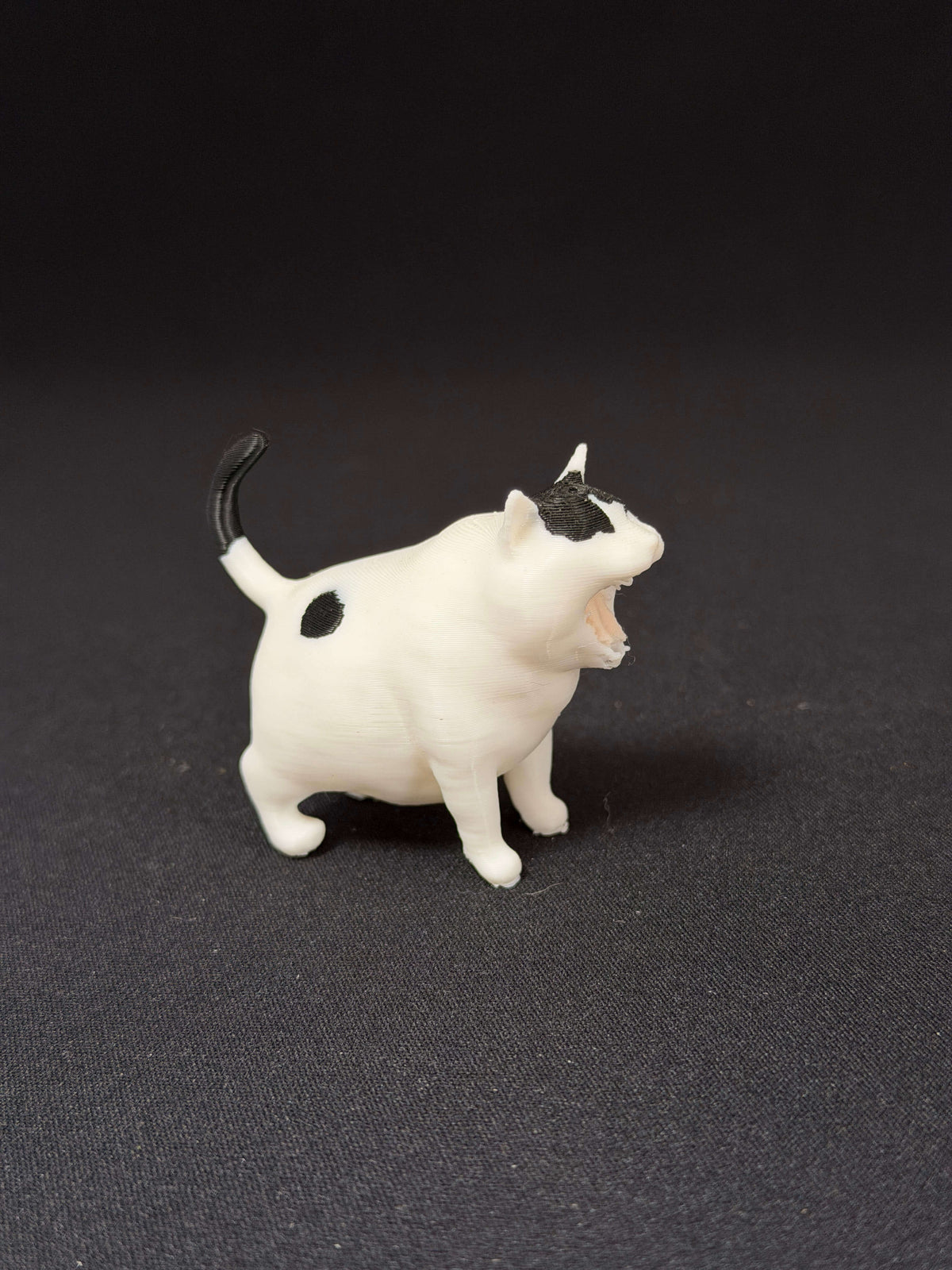 ねこオブジェクトシリーズ　太ったねこスモールサイズ